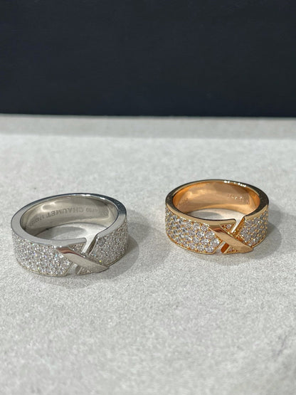 [Baslove] LIENS EVIDENCE RING AUS ROTGOLD MIT DIAMANTEN