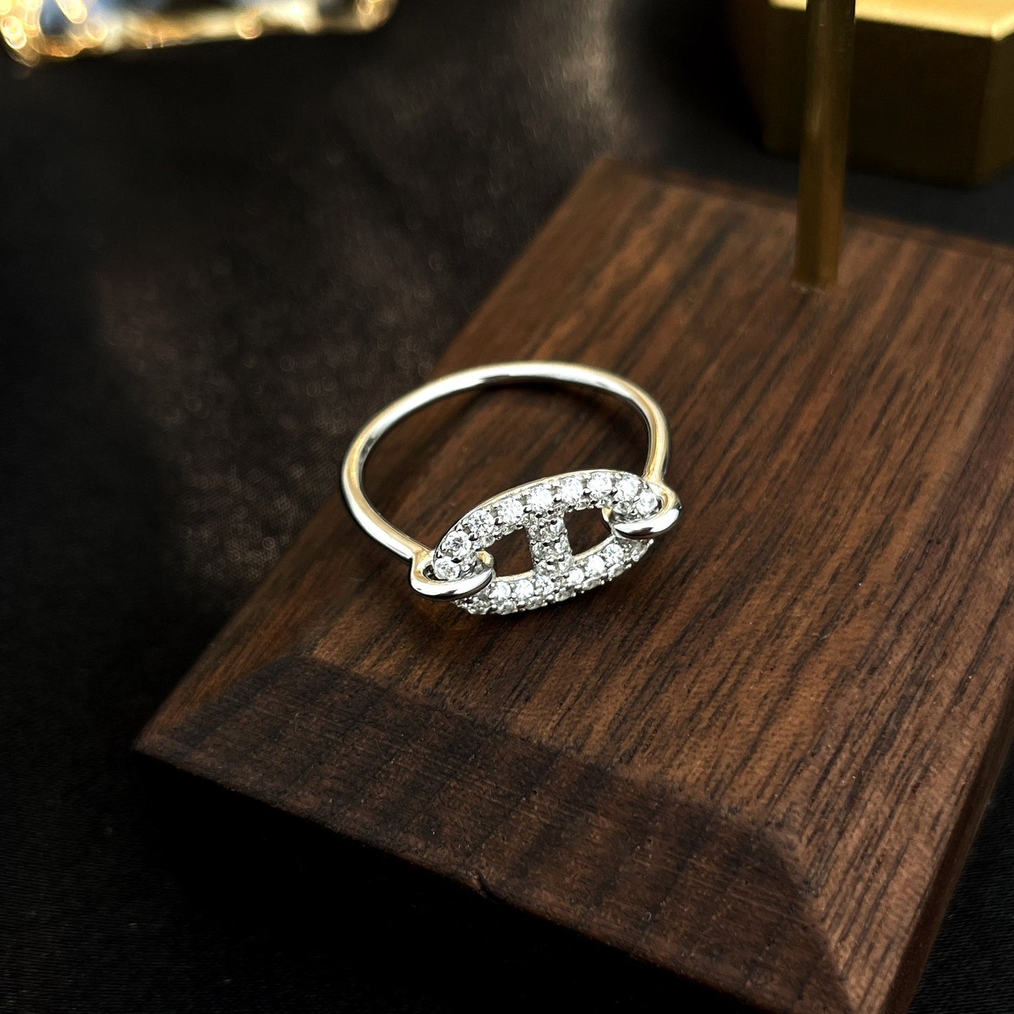 [Baslove]Runder kleiner silberner Diamantring