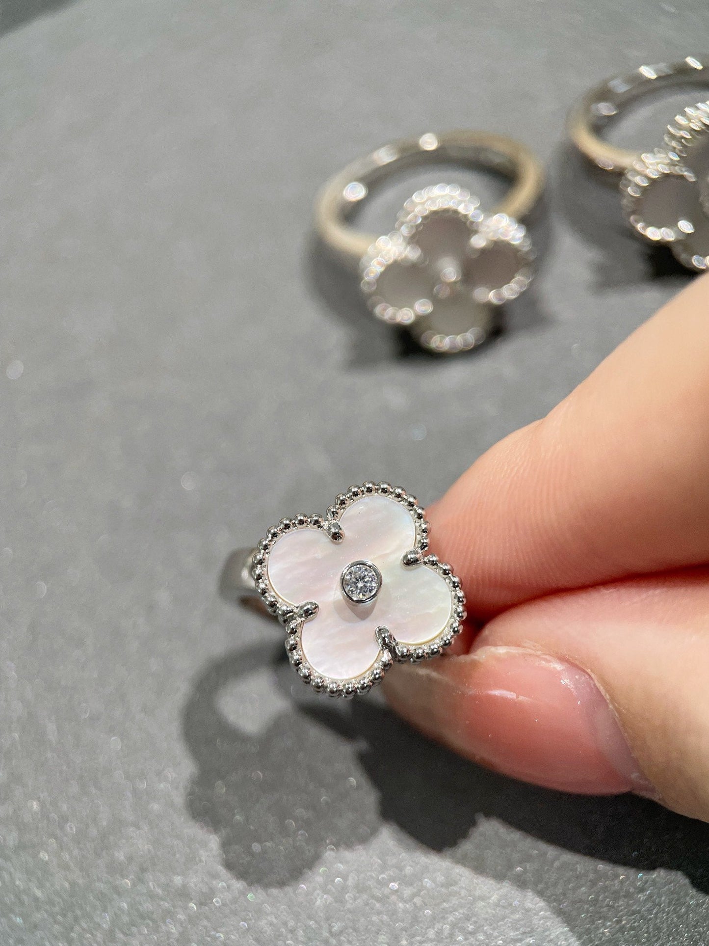 [Baslove] KLEEBLATT SILBER MOP DIAMANTRING