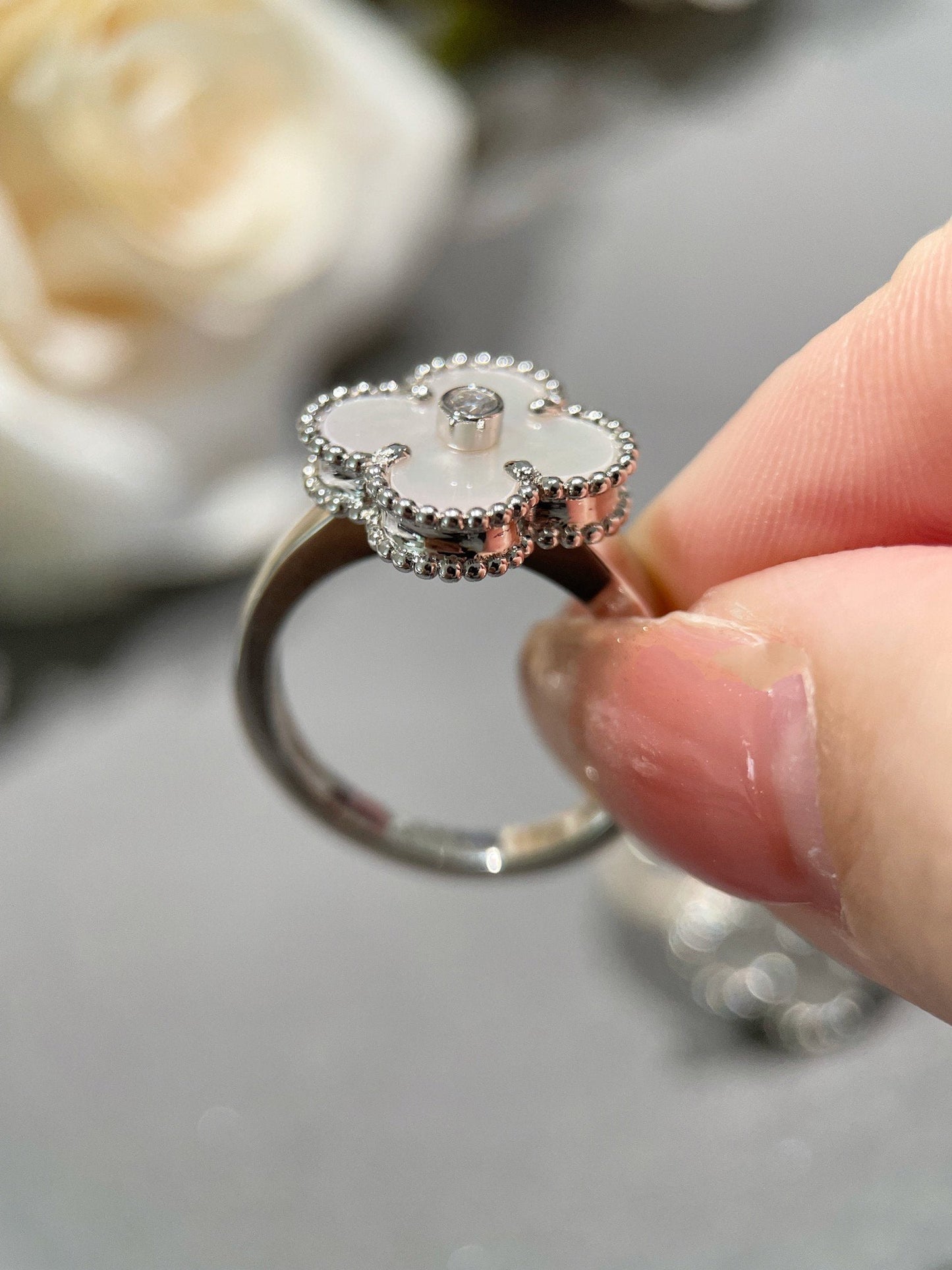 [Baslove] KLEEBLATT SILBER MOP DIAMANTRING