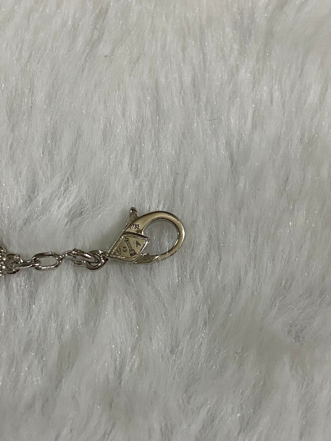 [Baslove] PIETERSIT-ARMBAND MIT KLEEBLATT UND 1 MOTIV