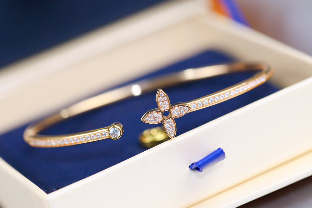 [Baslove]LV IDYLLE OFFENES ARMBAND AUS ROSGOLD MIT DIAMANTEN