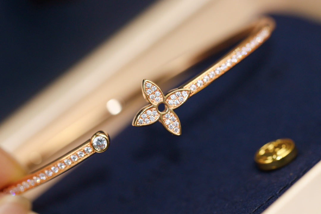 [Baslove]LV IDYLLE OFFENES ARMBAND AUS ROSGOLD MIT DIAMANTEN