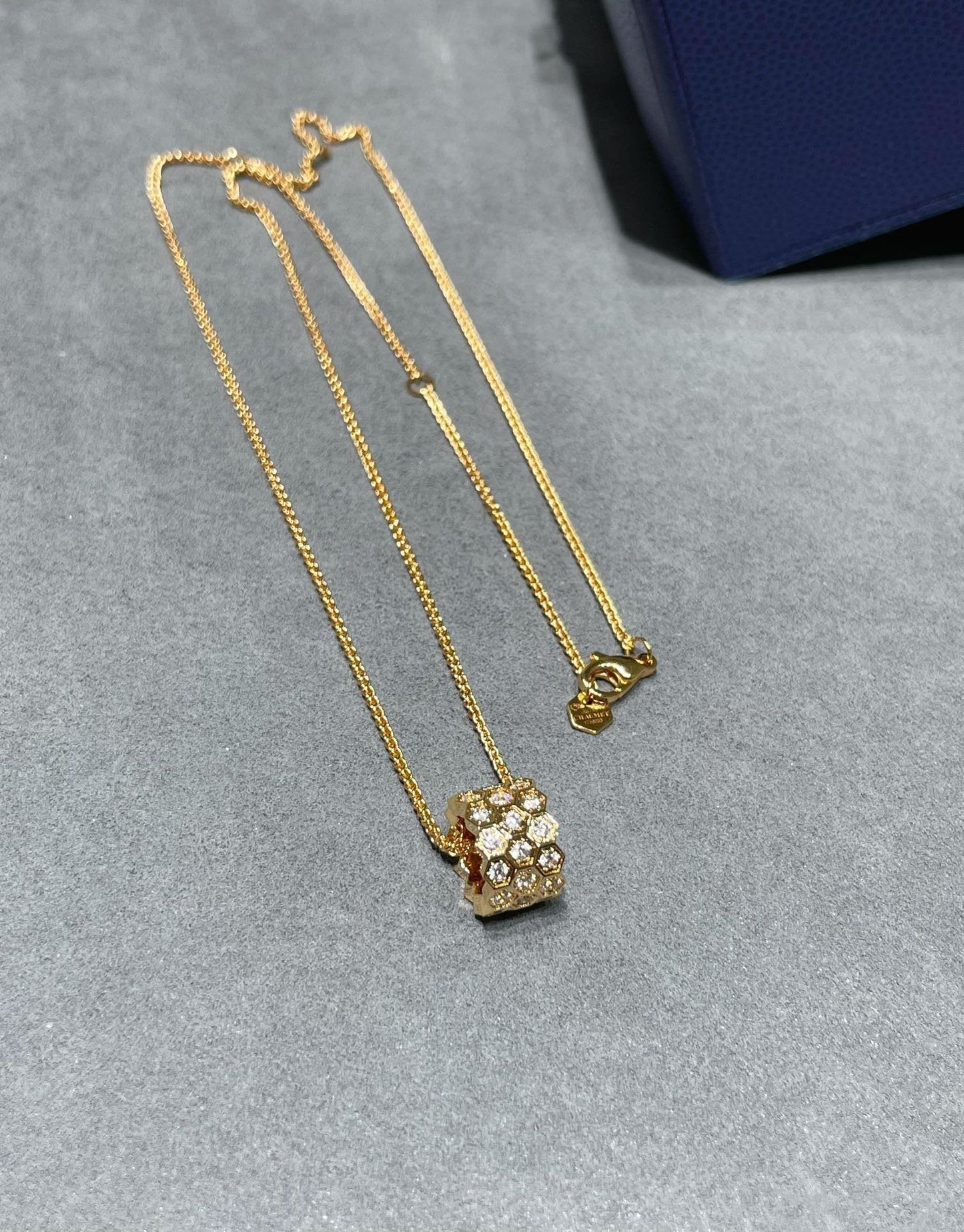 [Baslove] BEE LOVE 3-REIHIGE HALSKETTE MIT DIAMANTEN 