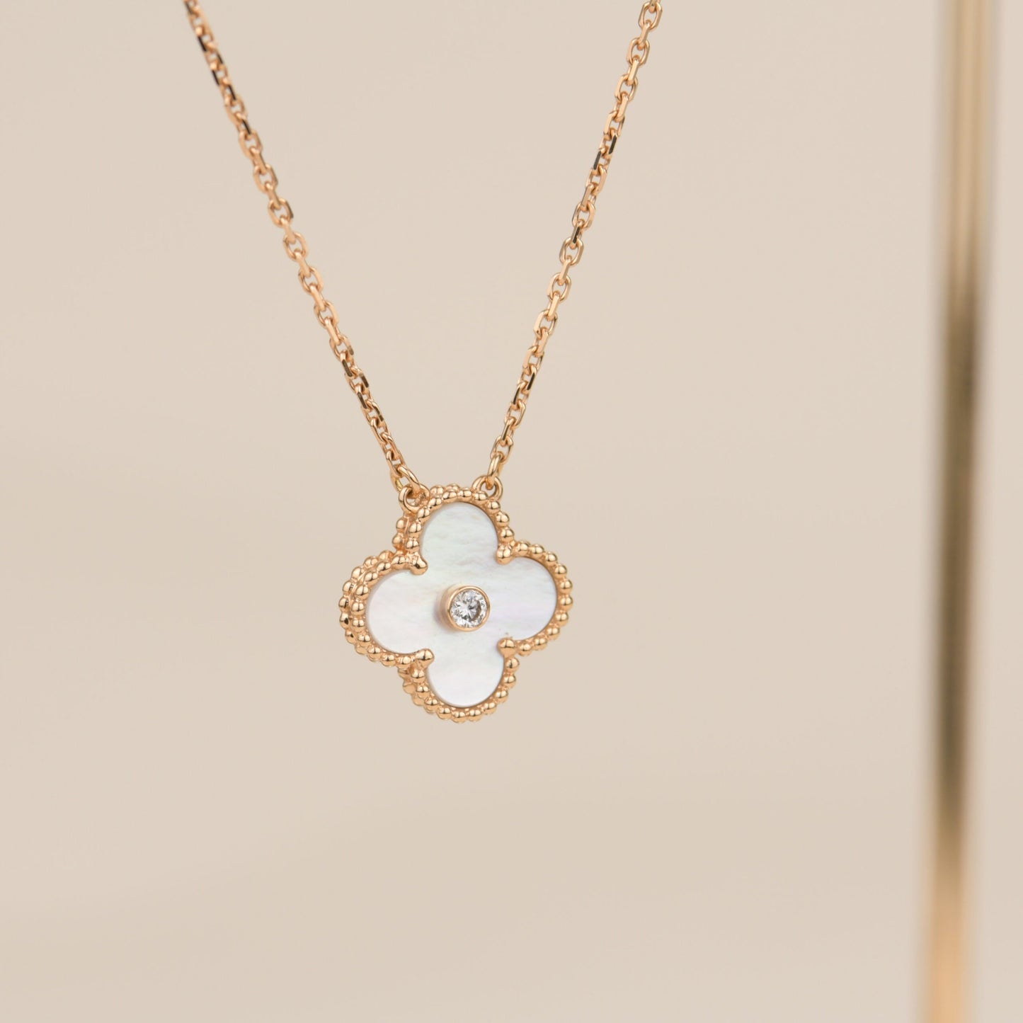 [Baslove]CLOVER 15MM DIAMANT WEISS FRITILLARIA HALSKETTE