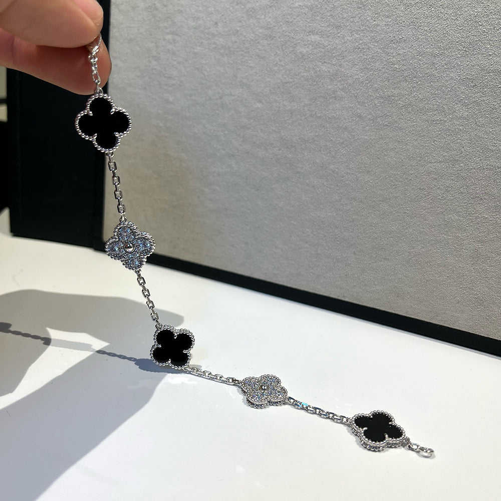 [Violet JW]CLOVER 5 MOTIF ONYXS DIAMOND BRACELET SILVER