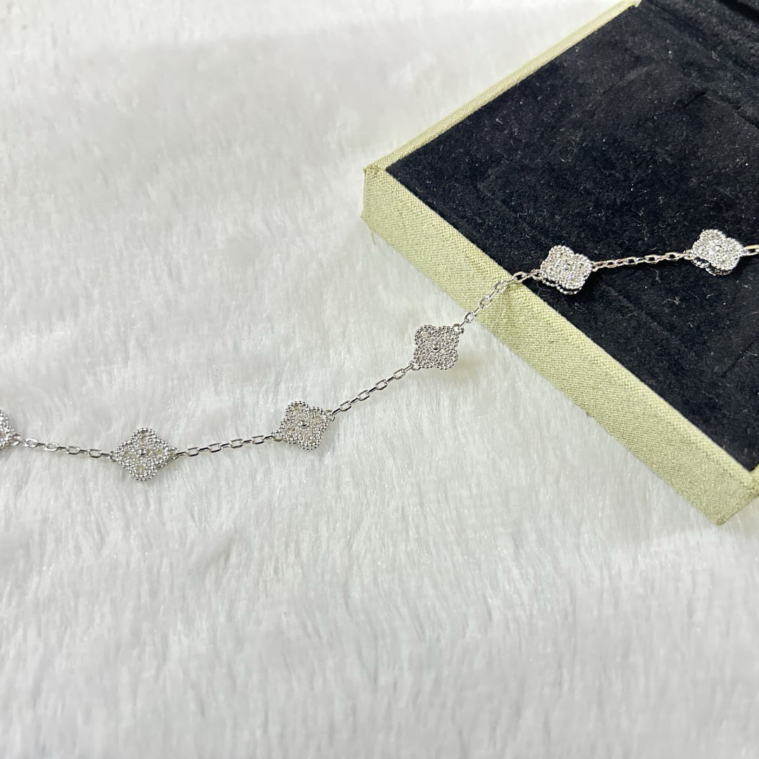 [Violet JW]CLOVER 6 MOTIF DIAMOND BRACELET