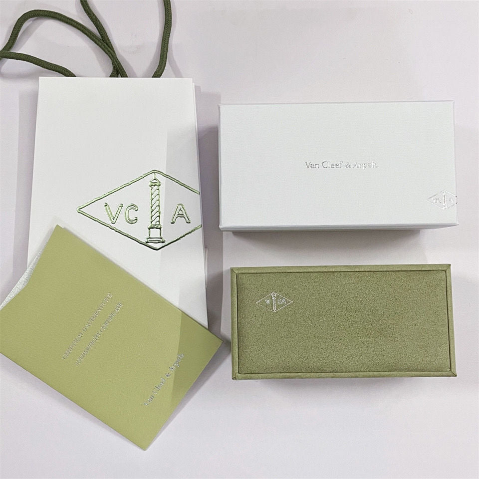 [Violet JW]VA CLOVER BRACELET NECKLACE RING BOX GIFT BAG