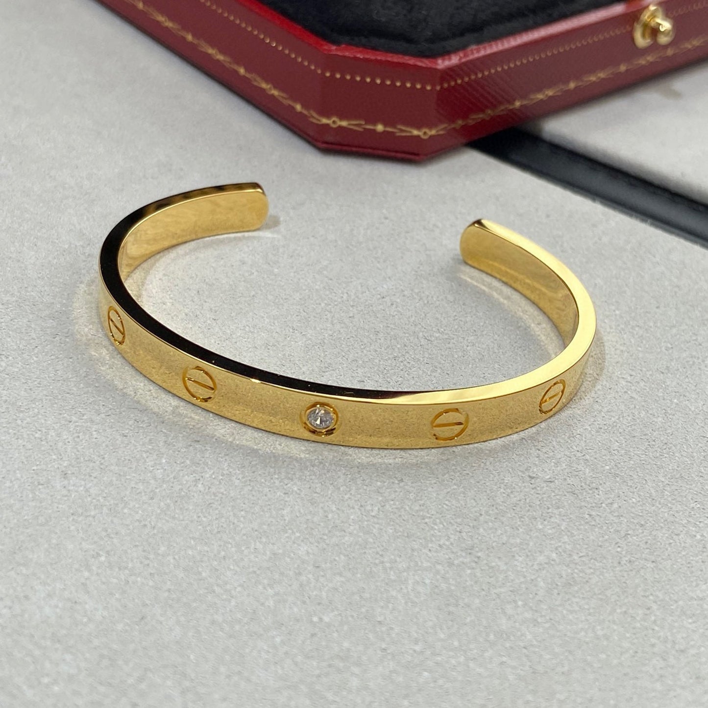[Baslove]ラブブレスレット 6.1mm 1ダイヤモンド オープンカフ