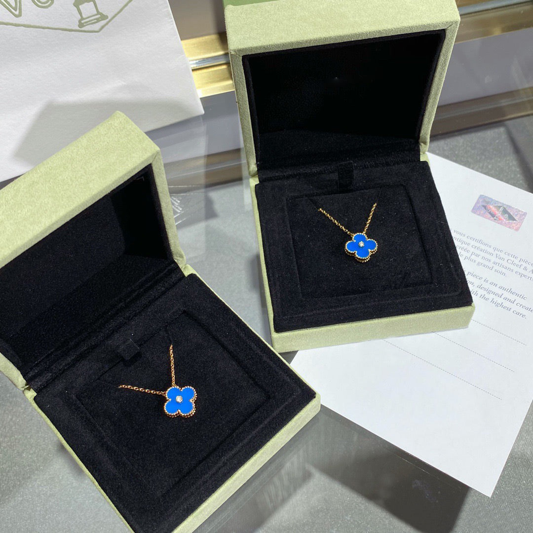 [Baslove]CLOVER 15MM DIAMANT UND BLAUER ACHAT HALSKETTE
