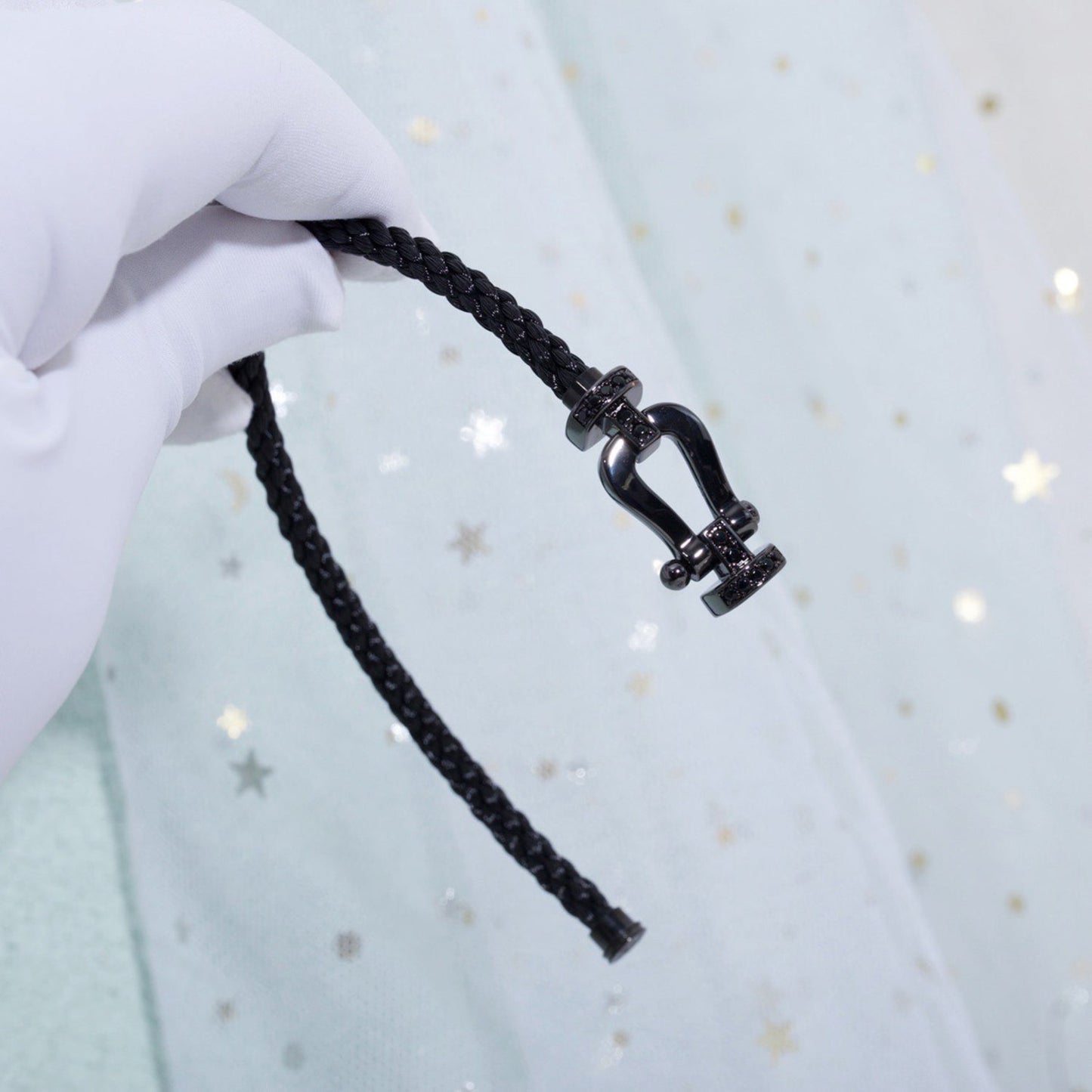 [Baslove]FORCE GROSSE REIHE HUFEISEN SCHWARZES SAMURAI-ARMBAND