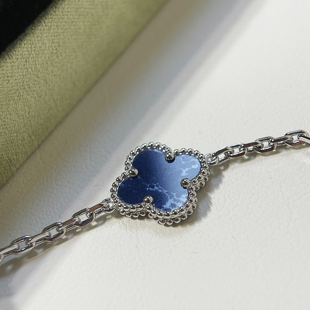 [Violet JW]CLOVER 5 MOTIF PIETERSITE SILVER BRACELET
