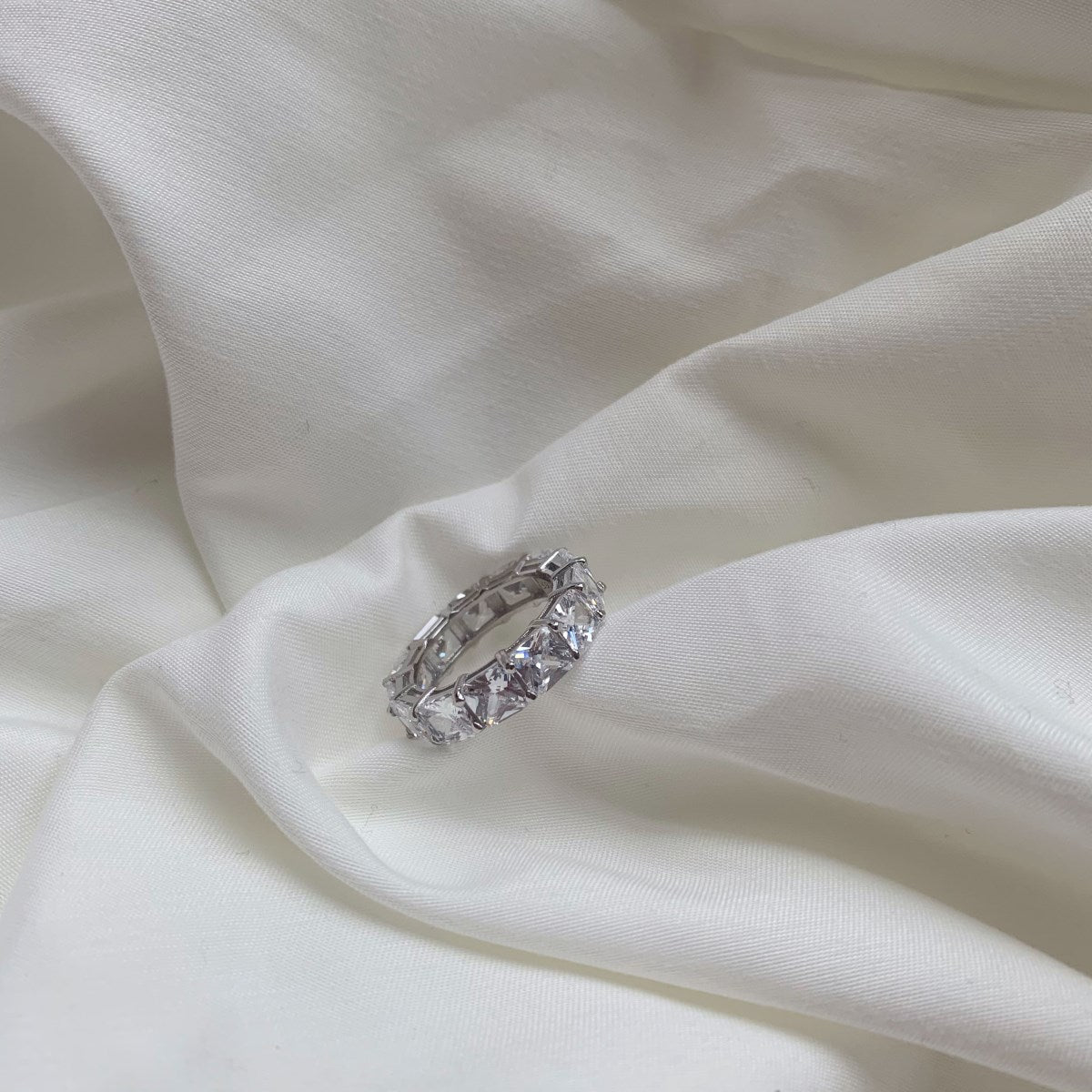 [Violet JW]Elegant Princess Cut Tennis Ring