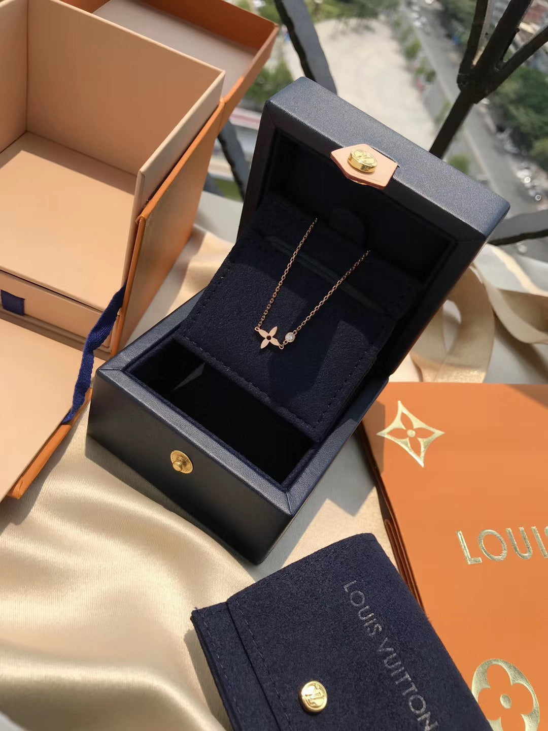 [Baslove]BLOSSOM ANHÄNGER ROSGOLD UND DIAMANT