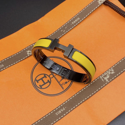 [Violet JW]CLIC HM SO BLACK YELLOW BRACELET