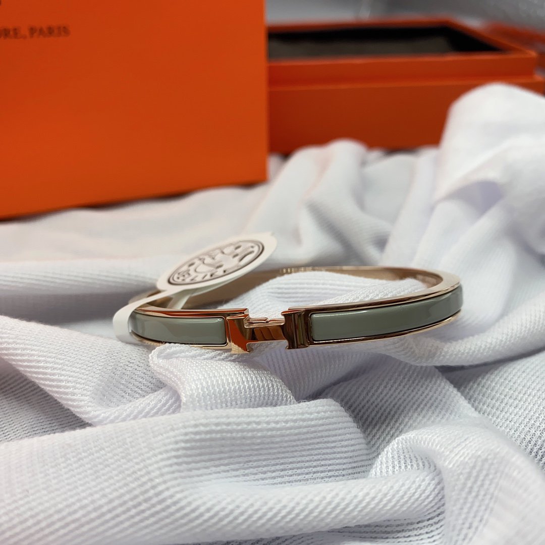 [Baslove]KLASSISCHES HM CLIC GRÜN 8MM EMAILLE ARMBAND