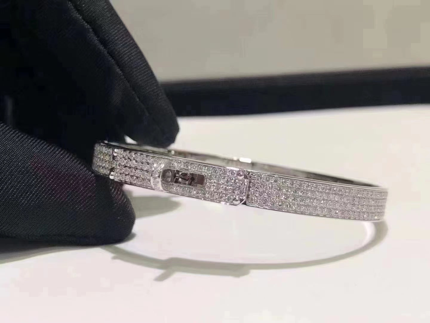 [Baslove]HM KELLY ARMBAND AUS SILBER MIT DIAMANTEN