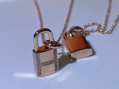 [Baslove] HM ADVANCED NICHE LOCK HEAD HALSKETTE DIAMANTEN