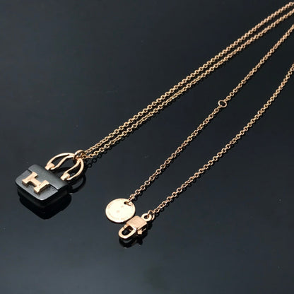[Baslove] HM AMULETTES CONSTANCE ANHÄNGER-HALSKETTE FÜR DAMEN