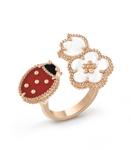 [Baslove] RING AUS ROSÉGOLD MIT GLÜCKSMOTIV 3