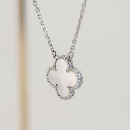 [Baslove]CLOVER 15MM WEISS PERLMUTT SILBER