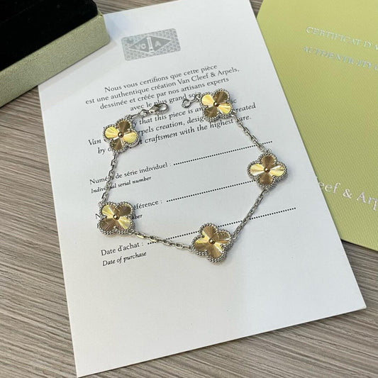 [Violet JW]CLOVER  5 MOTIFS  CHRISTMAS LIMITED EDITION BRACELET