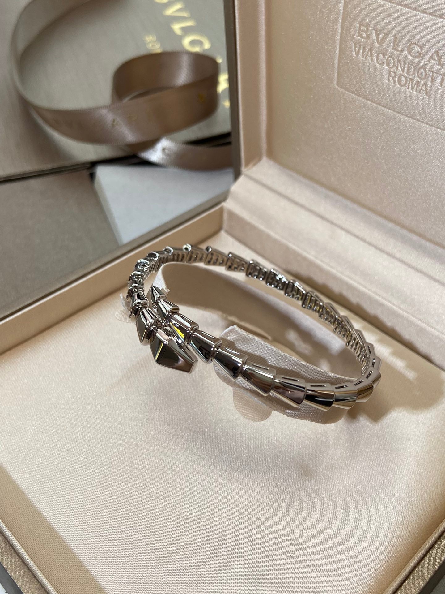 [Baslove]SERPENTI バイパー シルバーブレスレット